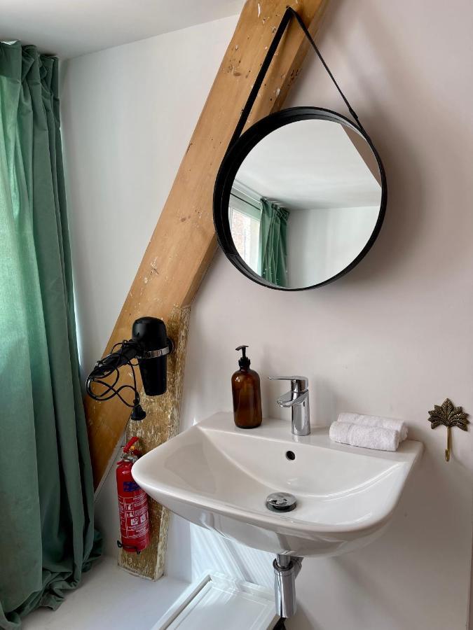 Tiny Private City Rooms Гарлем Экстерьер фото